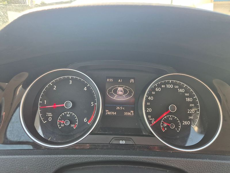 Volkswagen Golf Variant 1,6 TDI Highline 81kW - fotka 13 z 22