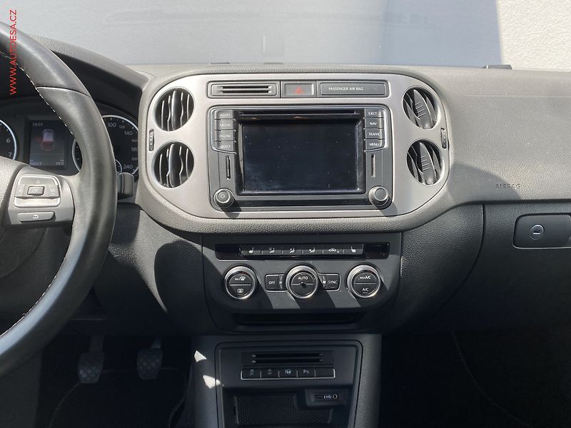 Volkswagen Tiguan (2015) 1.4 TSi, Lounge, bixen, navi - fotka 12 z 18