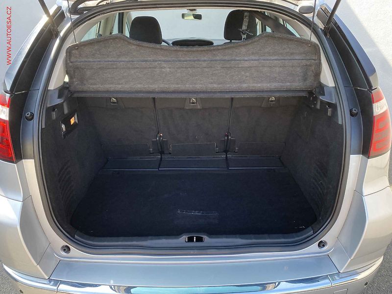 Citroën C4 Picasso (2012) 1.6 HDi, AT - fotka 7 z 15