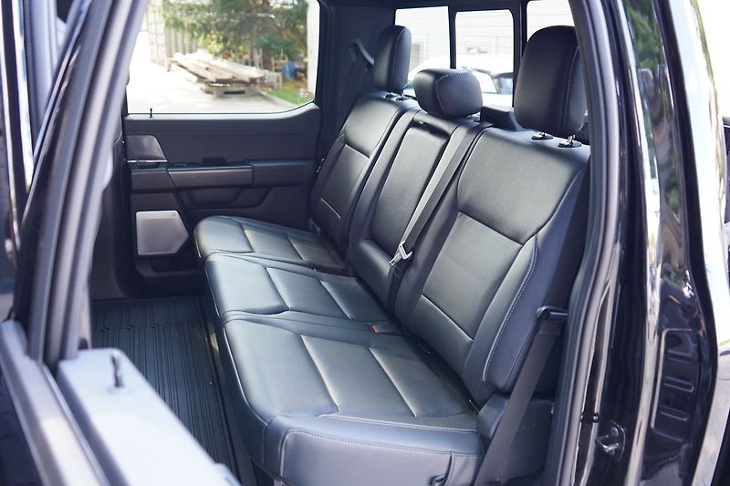 Ford F-150 (2026) Lariat 5,0 298 kW - fotka 25 z 56