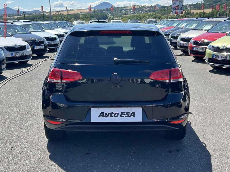 Volkswagen Golf (2013) 1.2i, servis.kniha - fotka 5 z 17