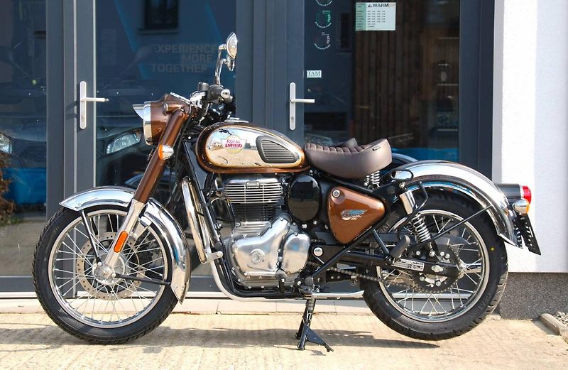 Royal Enfield Classic 350 (2026) BROWN - fotka 5 z 25
