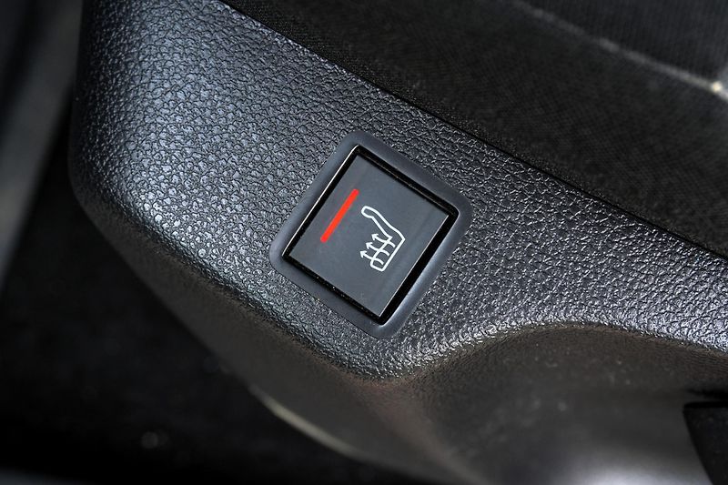 Citroën Berlingo XL 1.5 HDi, 7 - míst, ČR, HUD - fotka 31 z 38