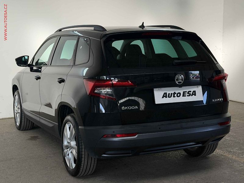 Škoda Karoq (2019) 1.5 TSi, Style, DSG, kůže, TZ - fotka 6 z 18