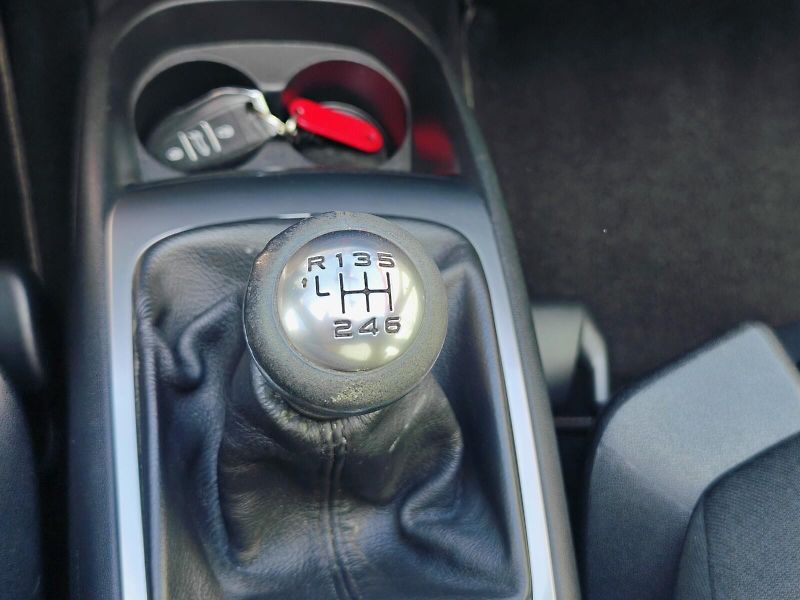 Citroën C4 Picasso (2014) 1,6 e-HDI 85 kW Intensive - fotka 36 z 48
