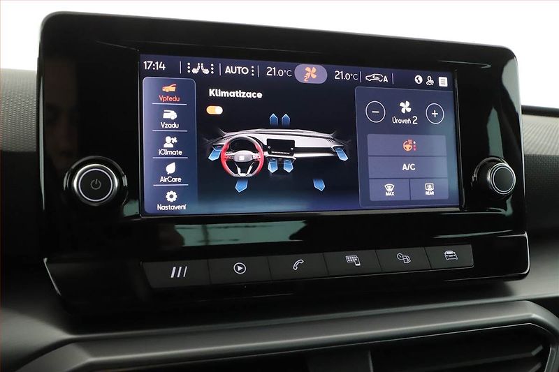 Seat Leon (2021) 1.5 TSI, Kůže, Tempomat - fotka 17 z 21