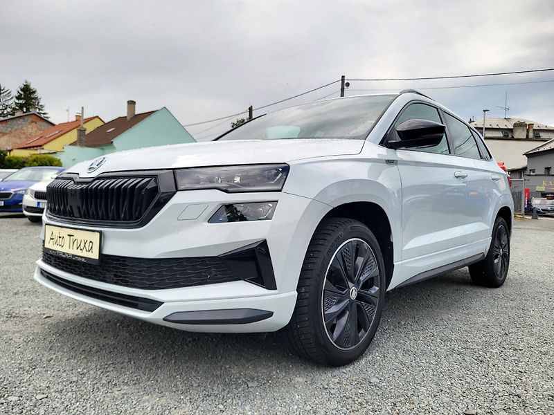 Škoda Karoq 1.5 TSI 110kW DSG SPORTLINE - fotka 32 z 48
