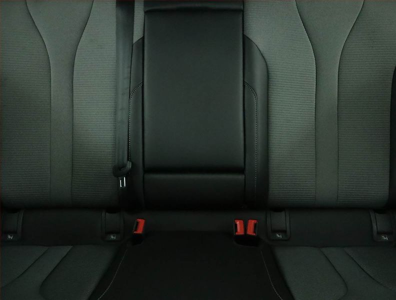 Škoda Enyaq (2022) iV 60 (62 kWh), SoH 92% - fotka 10 z 18