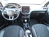 Peugeot 2008 (2019) 1.2 PT, 2.maj,ČR, Navi, park - náhled 8