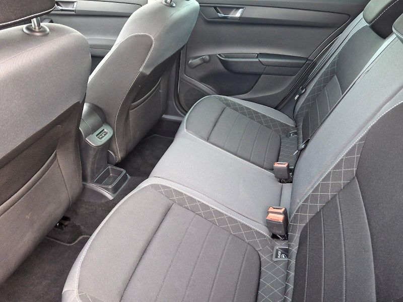 Škoda Fabia (2023) Combi Ambition 1,0TSi 70kW - fotka 7 z 32