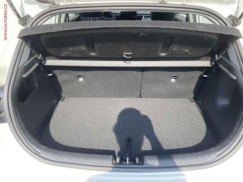 Kia Rio (2023) 1.2, Vision, navi, kamera - fotka 7 z 19