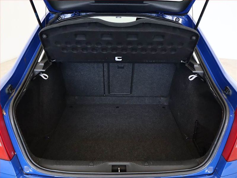 Škoda Octavia (2006) Elegance 1.9 TDI, Serv.kniha - fotka 10 z 12