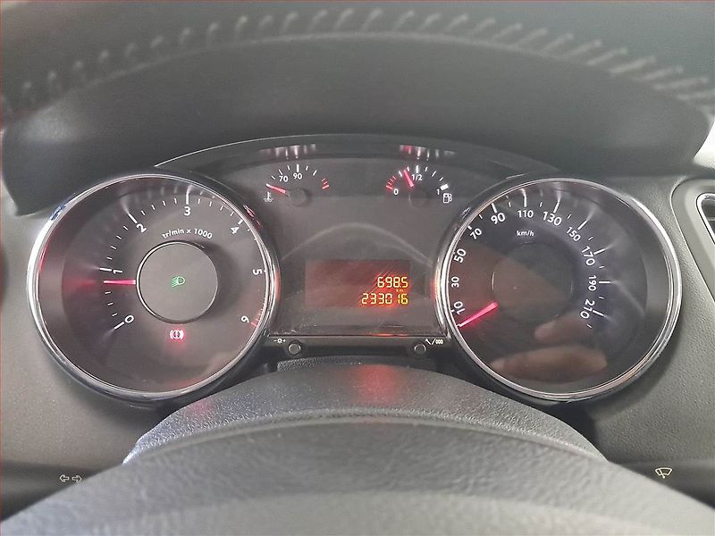 Peugeot 5008 (2011) 1.6 HDi, Serv.kniha, po STK - fotka 11 z 14