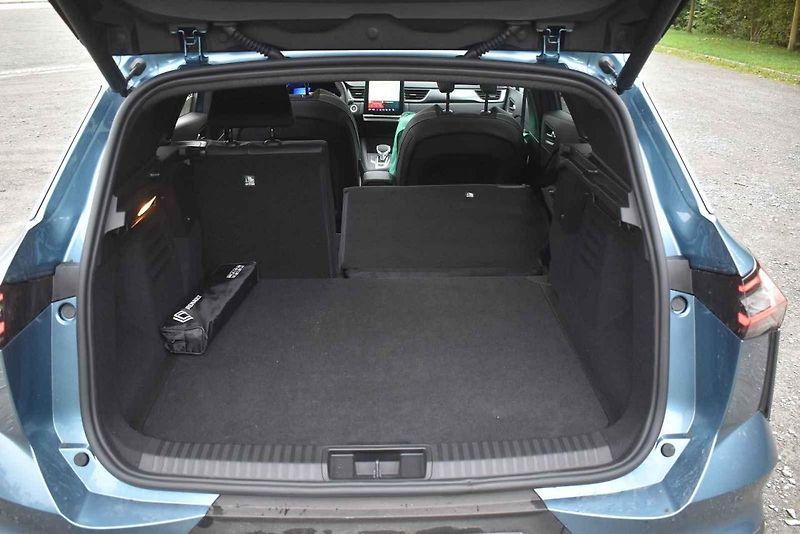 Renault Symbioz je křížencem mezi kombi a SUV