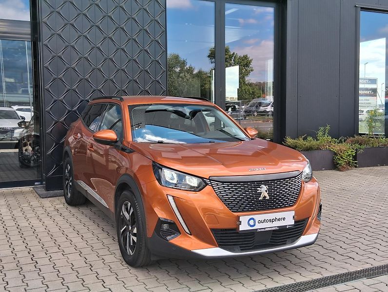 Peugeot 2008 ALLURE 1.5 BlueHDi 96 kW - fotka 7 z 24
