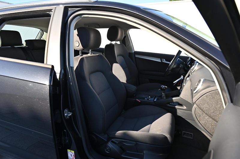 Audi A3 Sportback 2.0TDI 103KW 1/2010 - fotka 24 z 41