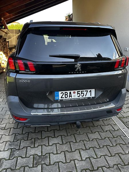 Peugeot 5008 (2018) - fotka 2 z 12
