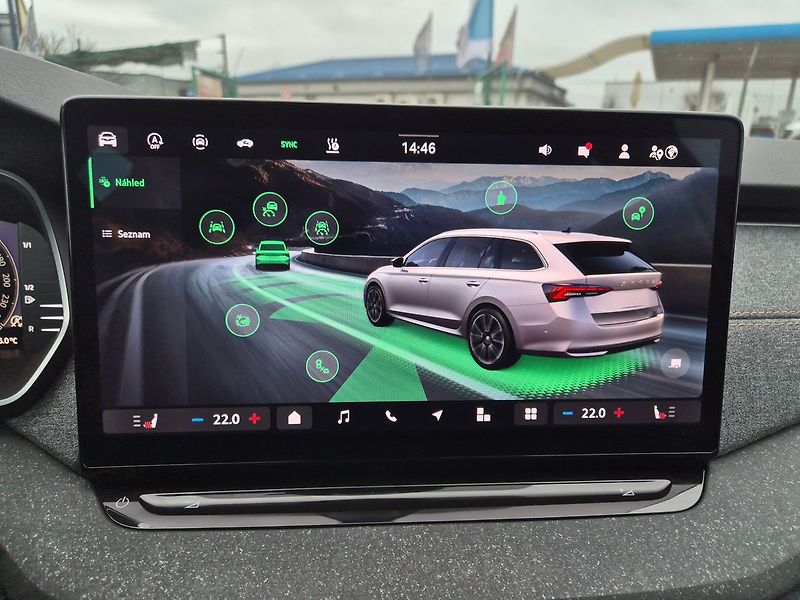 Škoda Octavia Combi 2,0 TDI Top Selection, w - fotka 18 z 29