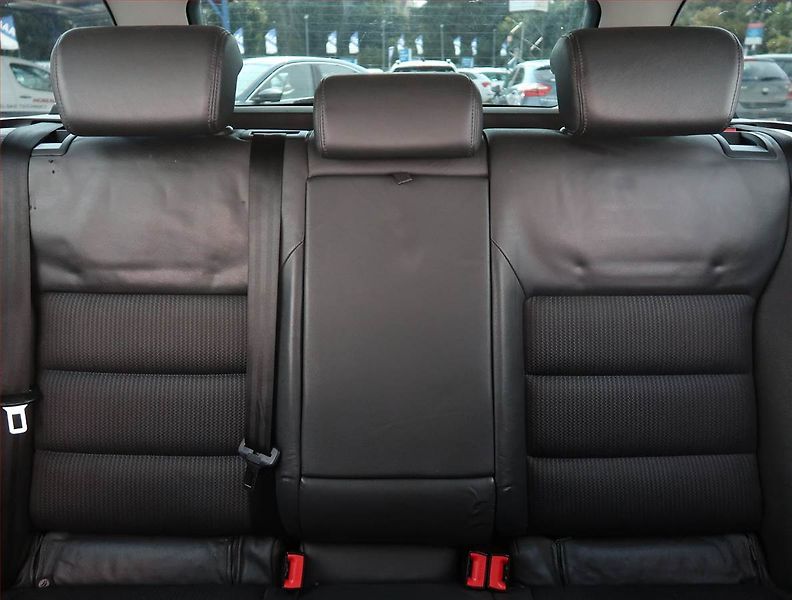 Škoda Octavia (2007) Elegance 1.6, Serv.kniha - fotka 10 z 19