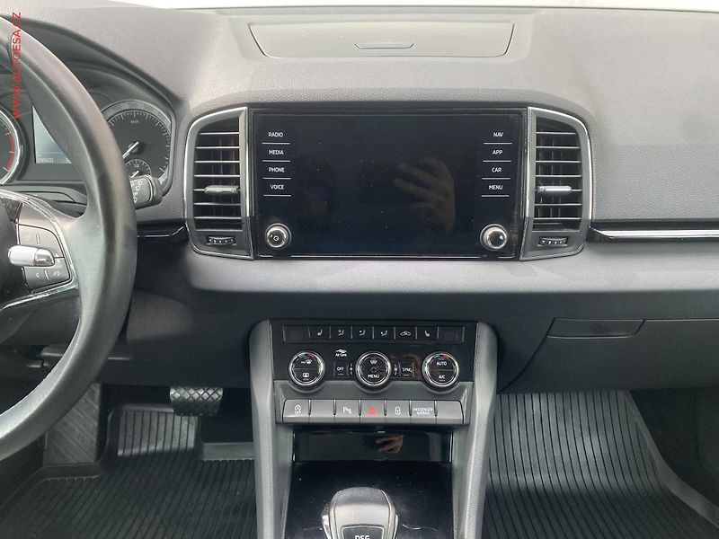 Škoda Karoq (2021) 1.5 TSi, 1.maj,ČR, Style - fotka 12 z 18