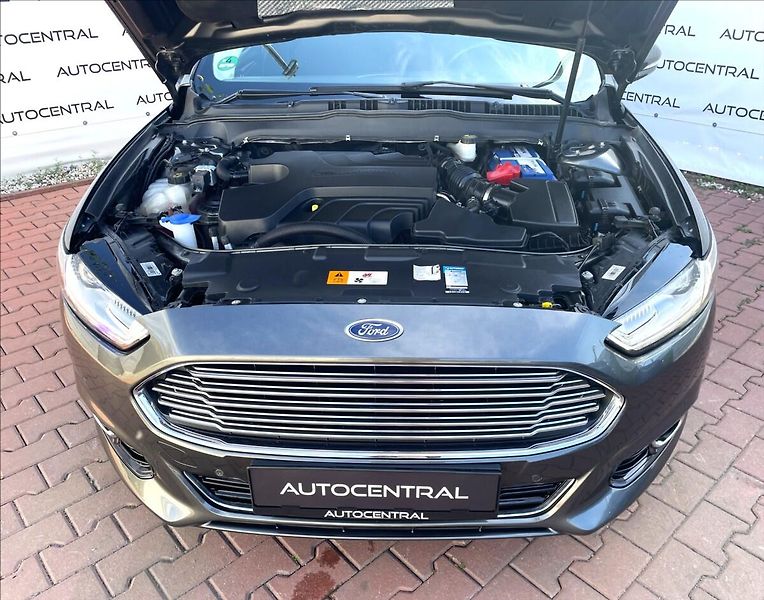 Ford Mondeo 2,0 TDCi,110kW,TITANIUM,serv.k - fotka 8 z 28