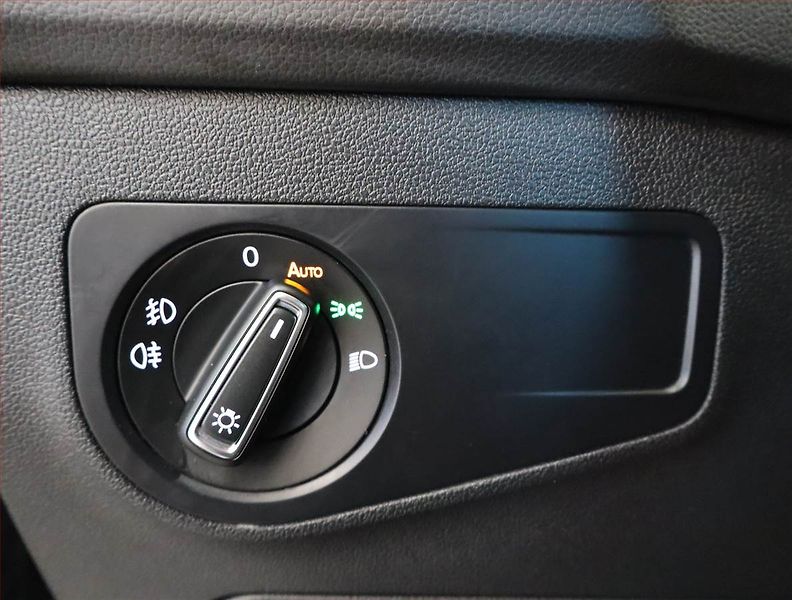 Volkswagen Tiguan (2019) Highline 2.0 TSI - fotka 24 z 25