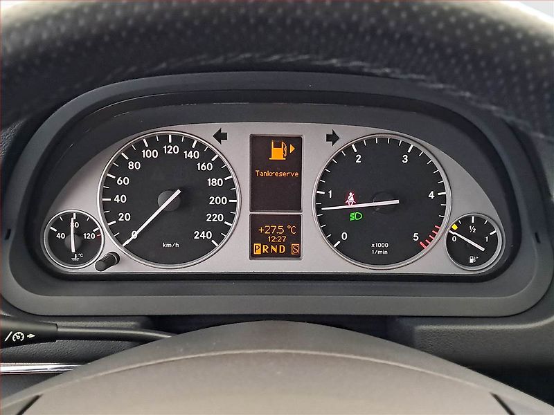 Mercedes-Benz Třídy B (2010) B 200 CDI , Automat - fotka 11 z 18
