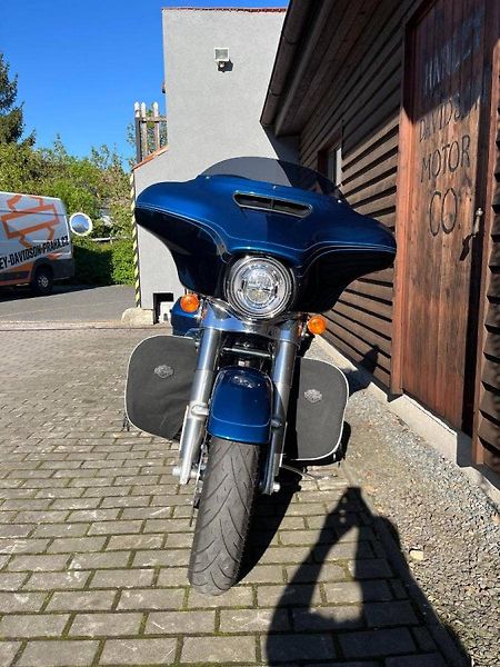 Harley-Davidson FLHX Street Glide (2018) FLHX ANV Street Glide Annivers - fotka 7 z 12