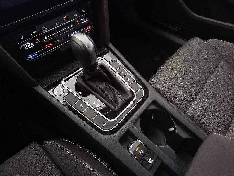 Volkswagen Passat Variant (2023) 2.0 TDI (110kW/150k) DSG, Busi - fotka 14 z 29