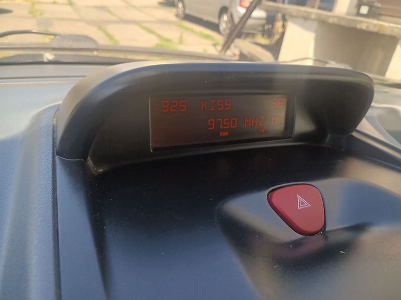 Citroën Jumpy 2.0 HDI - fotka 14 z 23