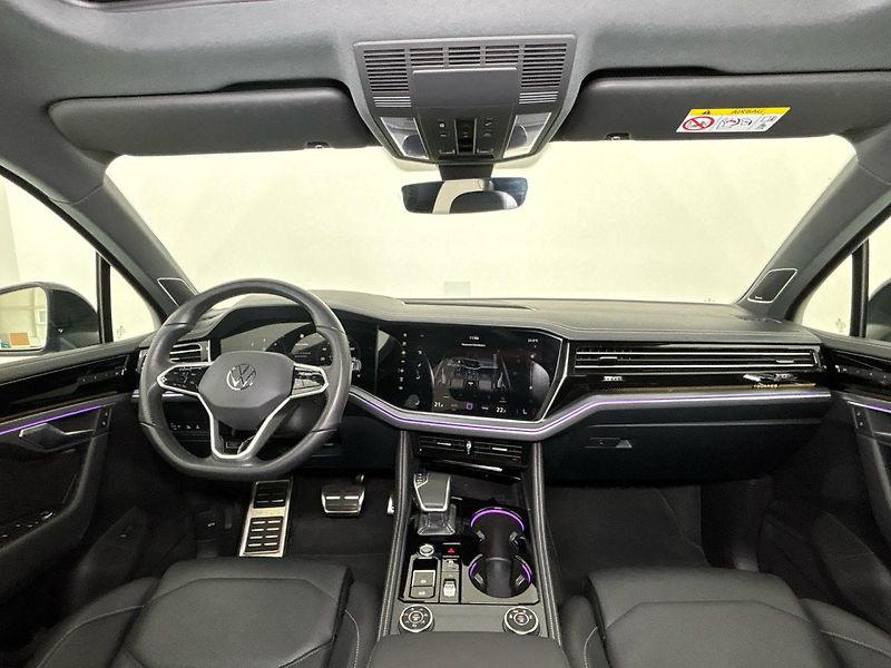Volkswagen Touareg R-Line - fotka 5 z 31