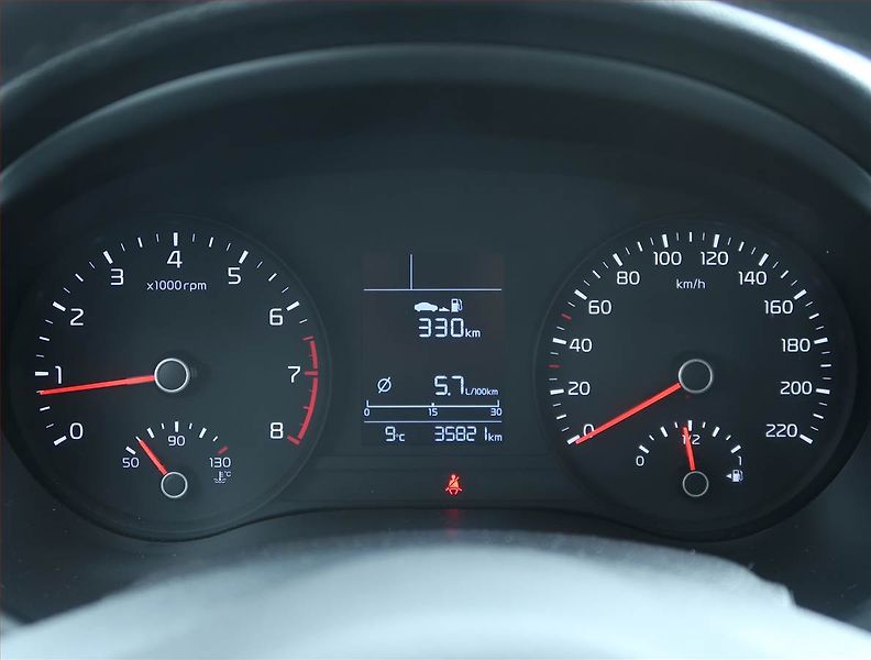 Kia Rio (2022) 1.2 DPI, Serv.kniha - fotka 11 z 17