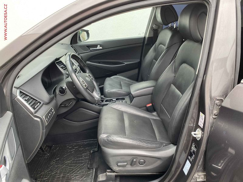 Hyundai Tucson (2017) 2.0 CRDi 4x4, ČR, AT, navi - fotka 9 z 19