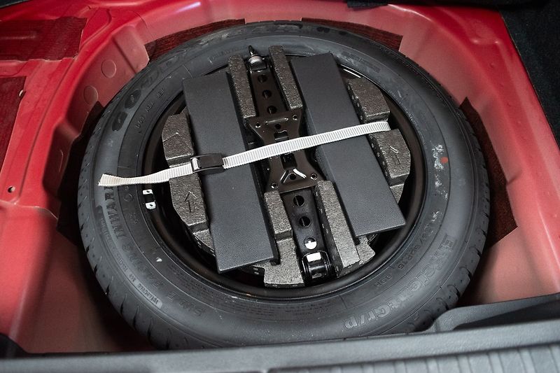 Škoda Kamiq 1.5 TSI MONTE CARLO*TAŽNÉ*ČR* - fotka 45 z 47