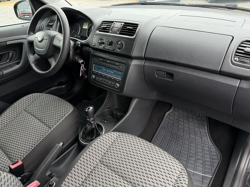 Škoda Roomster 1.2TSi 63kW - fotka 10 z 16