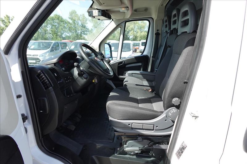 Fiat Ducato 2,3 JTD  L4H2 CHLAĎÁK DO 4°C K - fotka 22 z 36