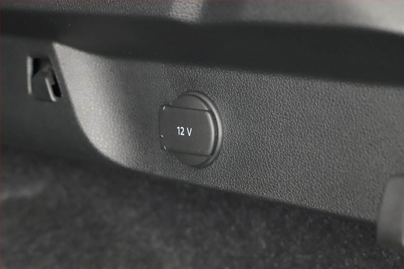 Škoda Scala (2026) 1.0 TSI, MONTE CARLO, AUTOMAT - fotka 11 z 20