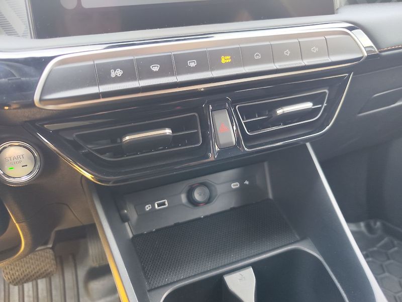 MG MG3 1.5 HEV/143kW Emotion AT - fotka 21 z 30