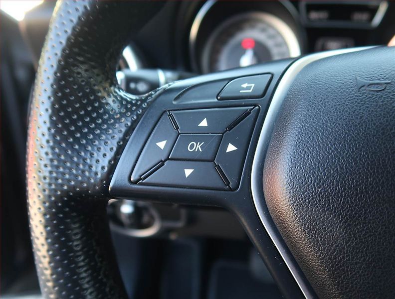 Mercedes-Benz CLA (2014) 200 CDI, Automat, Kůže - fotka 16 z 18