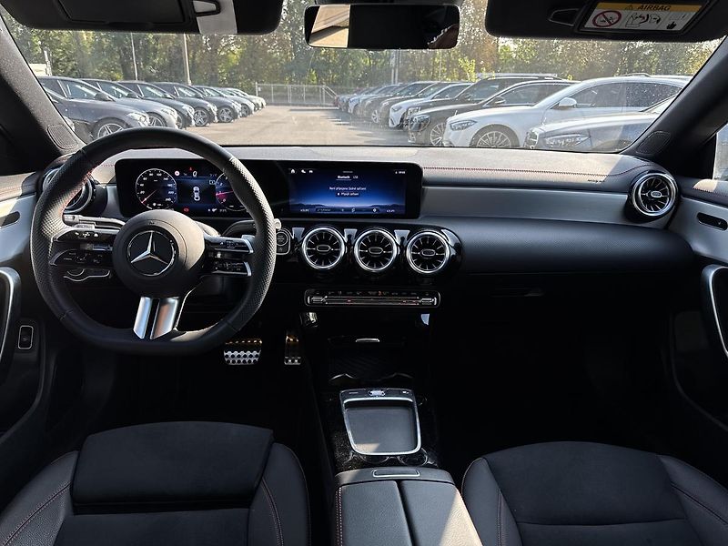 Mercedes-Benz CLA 200 kupé CZ, 1. majitel - fotka 11 z 15