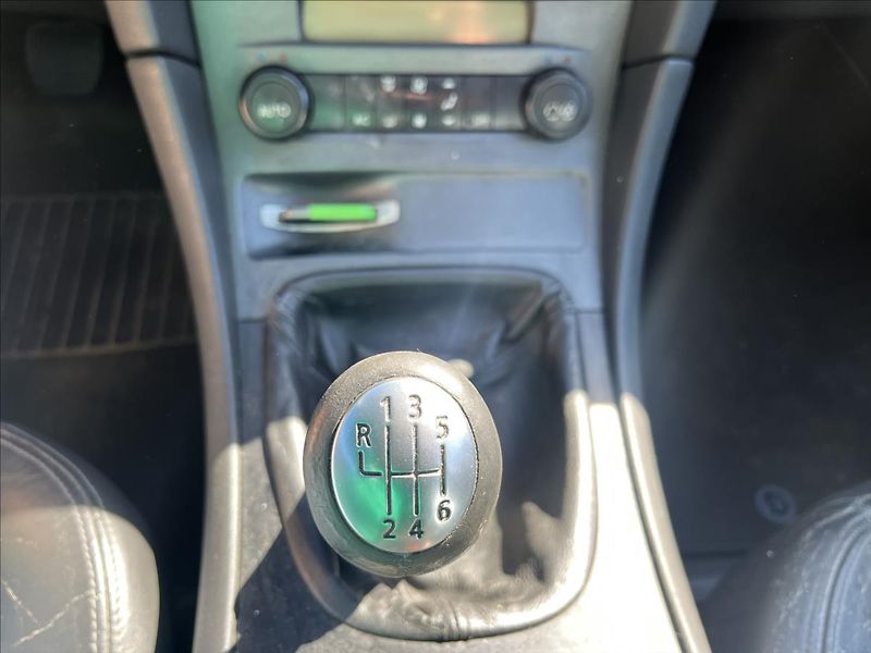 Renault Vel Satis 2,2 dCi TAŽNÉ STK 12/2026 - fotka 17 z 27
