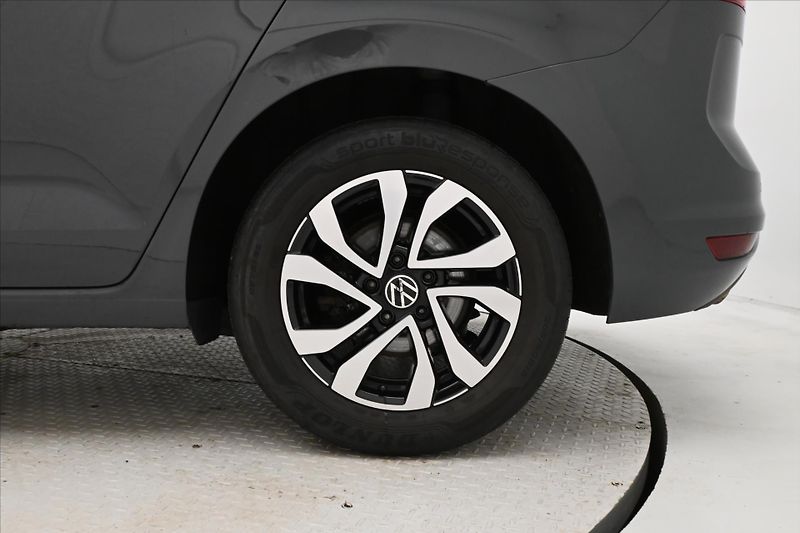 Volkswagen Touran 2,0 TDI 110kW Active Záruka až - fotka 24 z 24