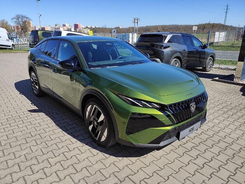 Peugeot 408 (2026) GT PLUG-IN HYBRID 240k AUT 7  - fotka 8 z 35