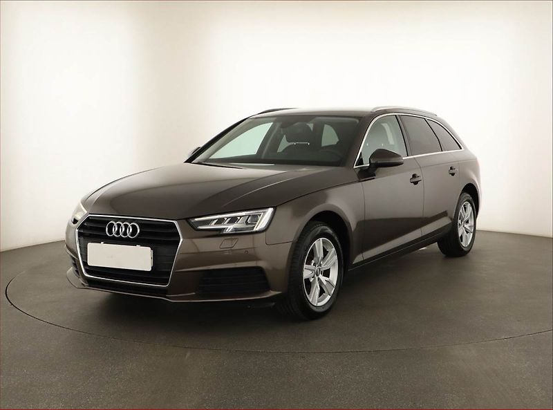 Audi A4 (2017) 2.0 TDI, Automat, Tempomat - fotka 2 z 15