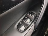 Nissan Qashqai (2015) 1.2 DIG-T, Automat, Serv.kniha - náhled 18