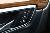 Honda CR-V 2,0 i  1MAJ,EXECUTIVE,4X4,DPH - náhled 12