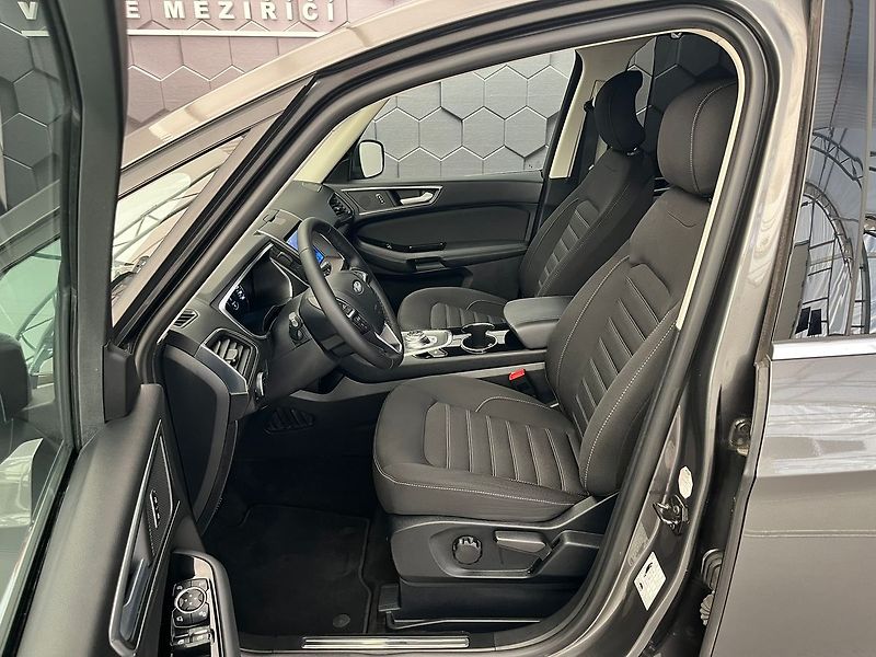 Ford Galaxy (2023) 2.5 HEV Titanium 7míst - fotka 24 z 69