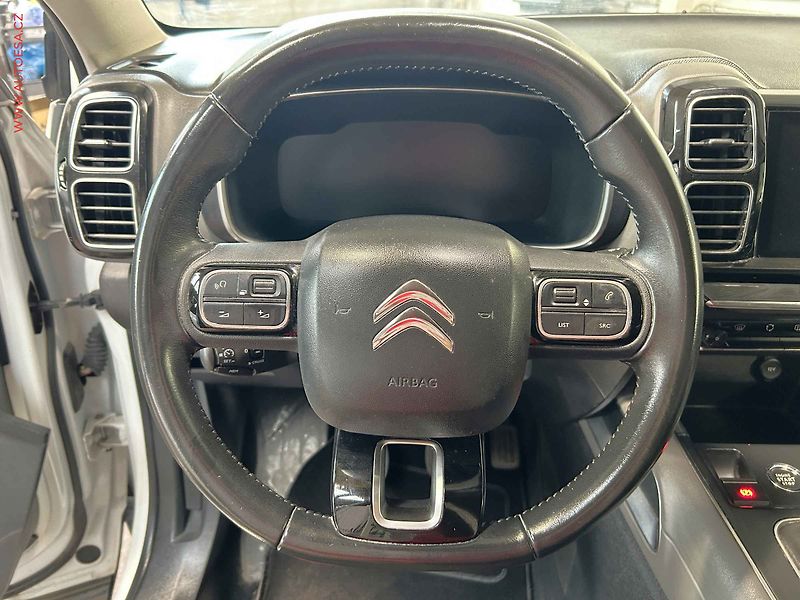 Citroën C5 Aircross (2019) 1.2 PT, Feel, LED, navi - fotka 16 z 17