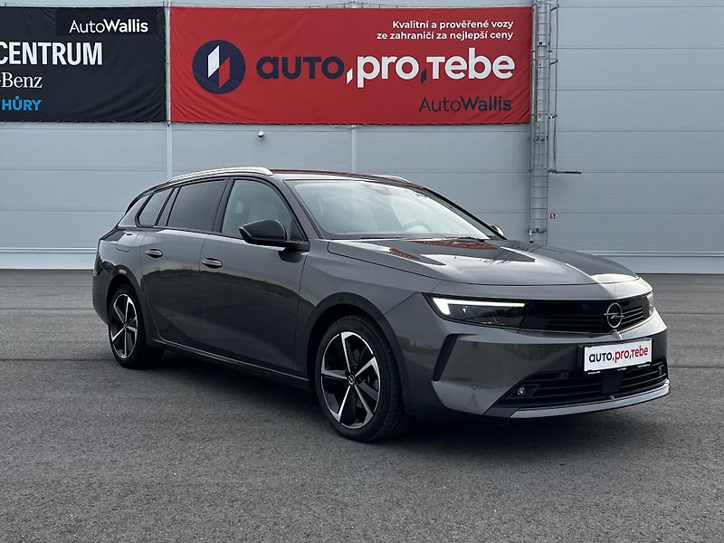 Opel Astra 1.5CDTi 96kW Elegance 1Maj DPH - fotka 2 z 21