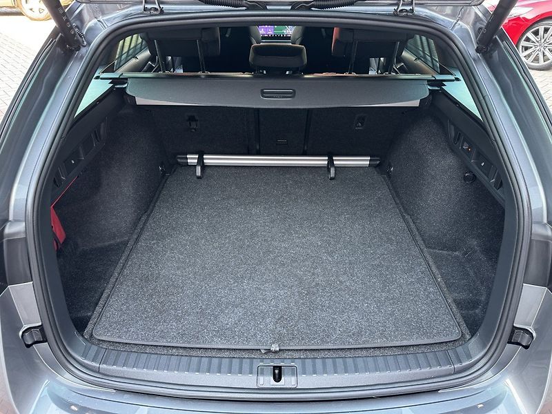 Škoda Octavia (2025) RS 2.0TSi DSG LED Webasto Pano - fotka 26 z 50